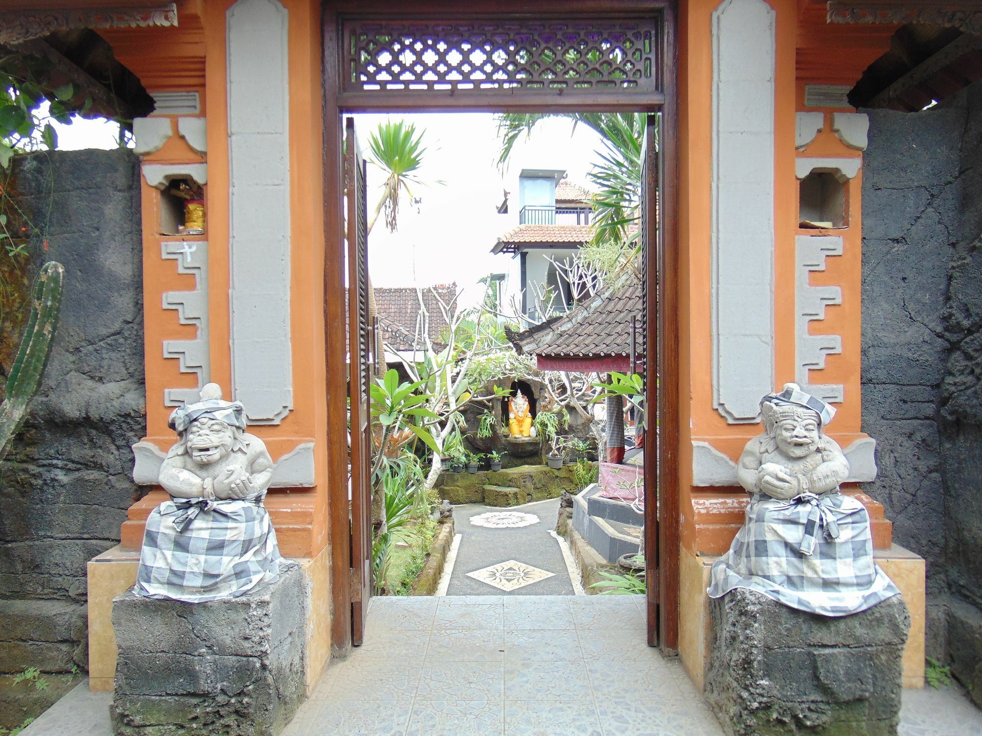 Dipondok Homestay Pecatu  Exterior photo
